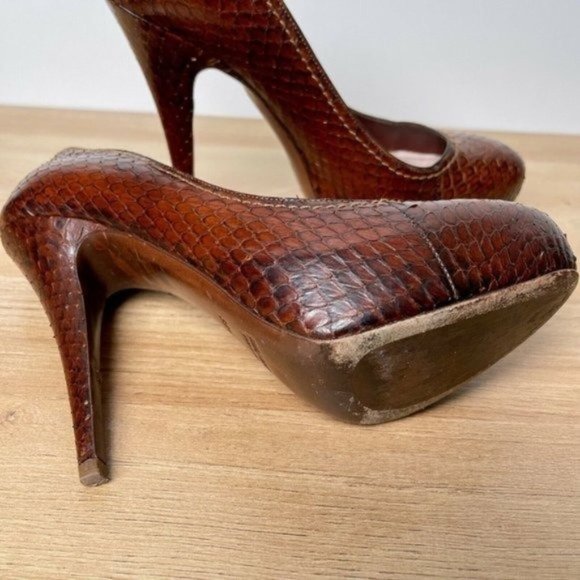 Miu Miu Women's Sz 39.5 US 9.5 Brown Python Snakeskin Leather Pumps High Heels - Picture 7 of 9